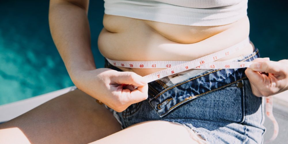 Cansaço, irritação e retenção de líquidos: pode ser desequilíbrio hormonal? - Dr. Kellyson