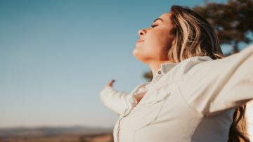 Quando buscar tratamento natural para equilíbrio hormonal em Arapiraca? - Dr. Kellyson